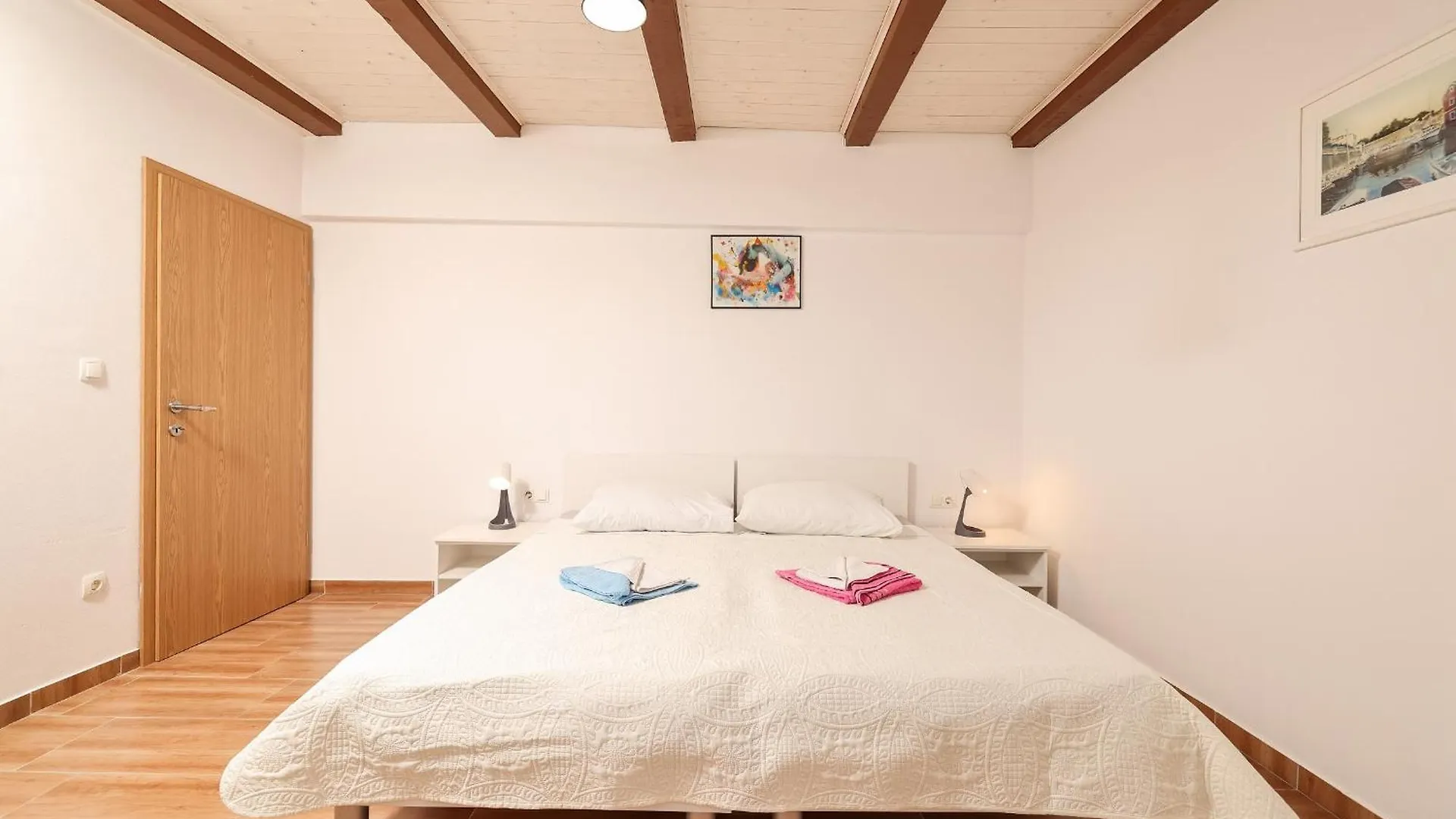 Apartments Feliks Ljubac  Croatia